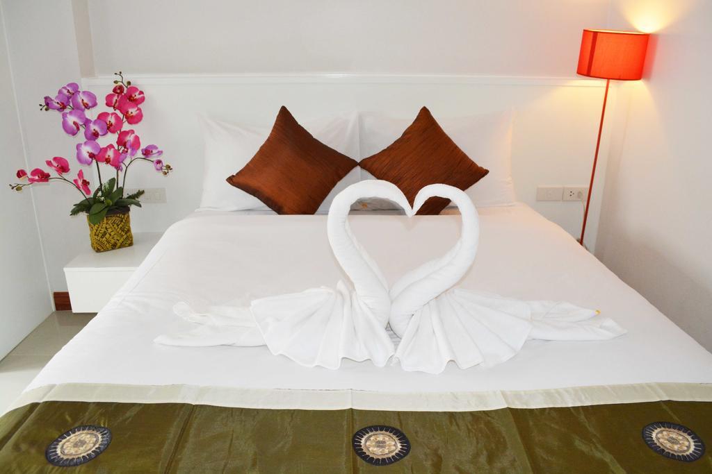 Angelina Guesthouse Patong Pokój zdjęcie