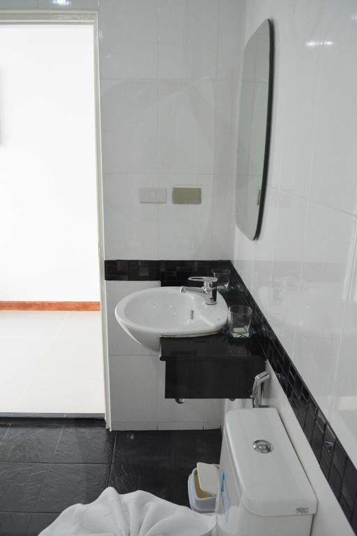 Angelina Guesthouse Patong Pokój zdjęcie